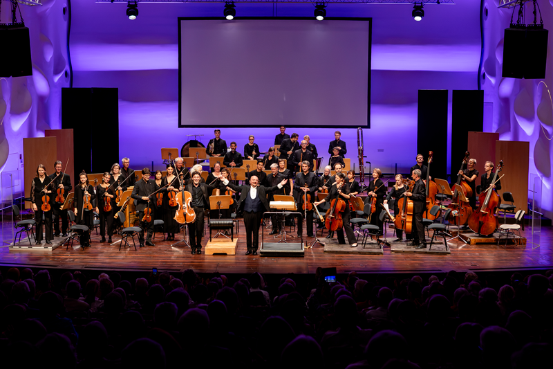 Maximilian Hornung, Solo-Cellist, und die KAP