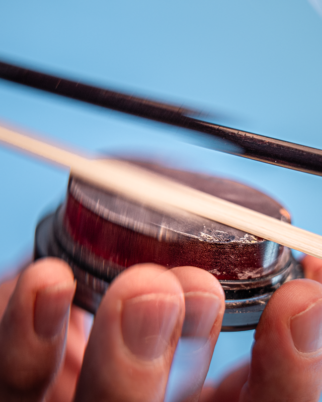 Detail Musikinstrument und Hand