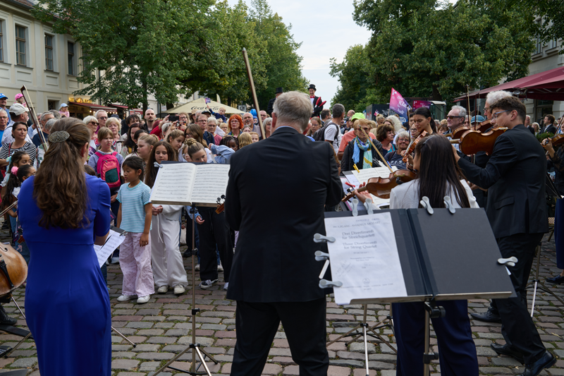 KAP-Musiker*innen und Publikum in Potsdam