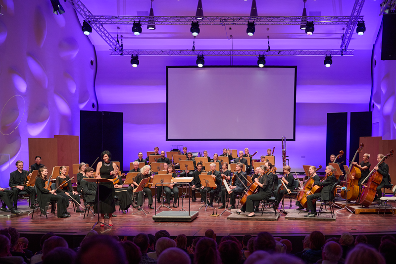 Noosha Aubel und Kammerakademie Potsdam