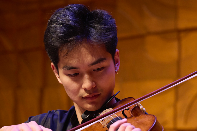 Hee Jin Park